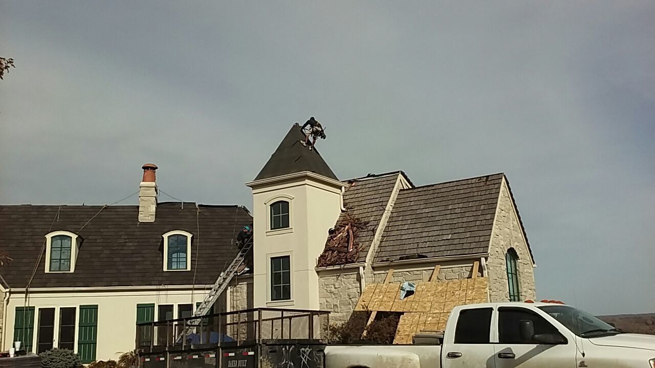 Thompson & Thompson 3rd Generation Roofing